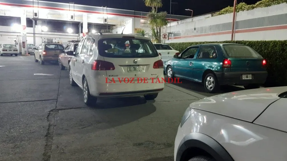 Liberaron el expendio de GNC y se producen congestiones en las estaciones de servicio